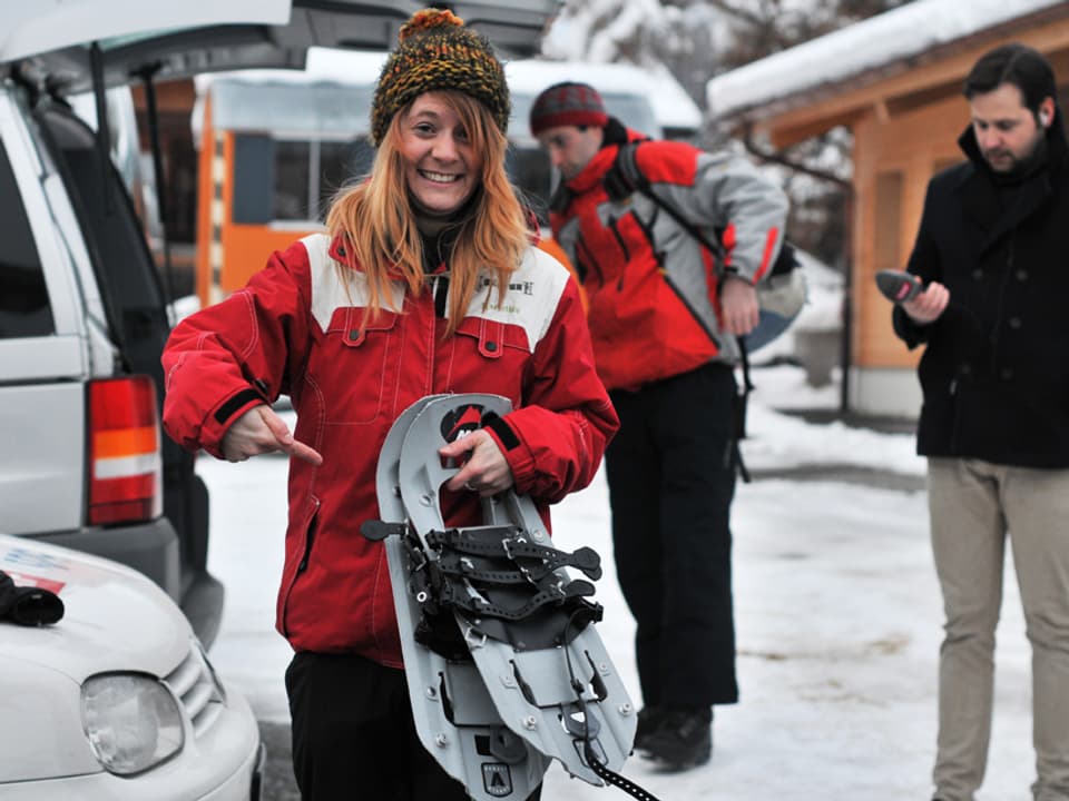 Dany mit Schneeschuhen