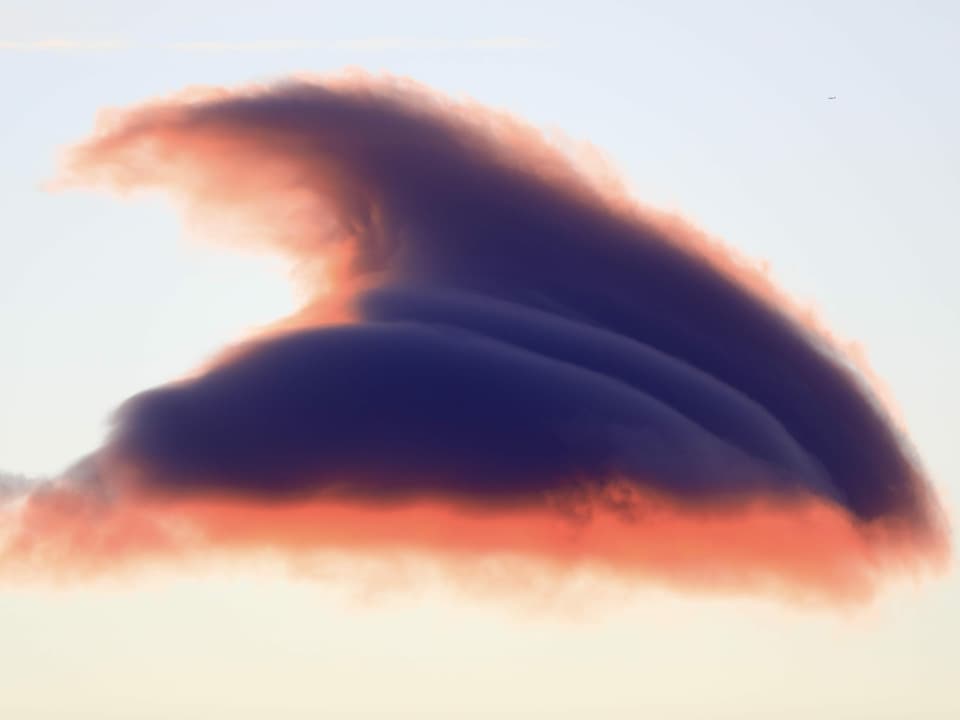 Ein Wolke in Haifischflossen-Form.