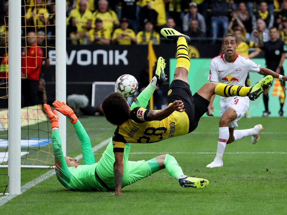 Dortmunds Axel Witsel trifft zum 3.1 für Dortmund.