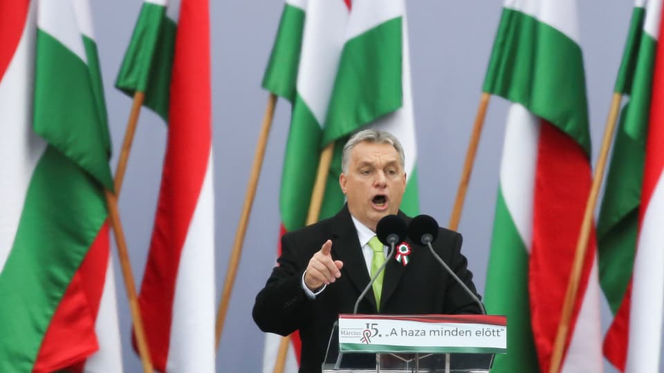 Victor Orban am Rednerpult.