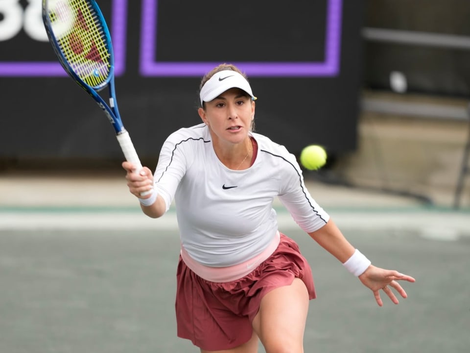 Den Ball im Blick Belinda Bencic.