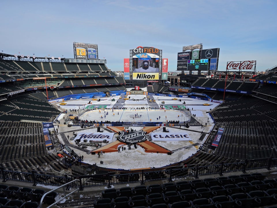Das Baseball-Stadion der New York Mets wurde für die NHL in ein Eisfeld verwandelt