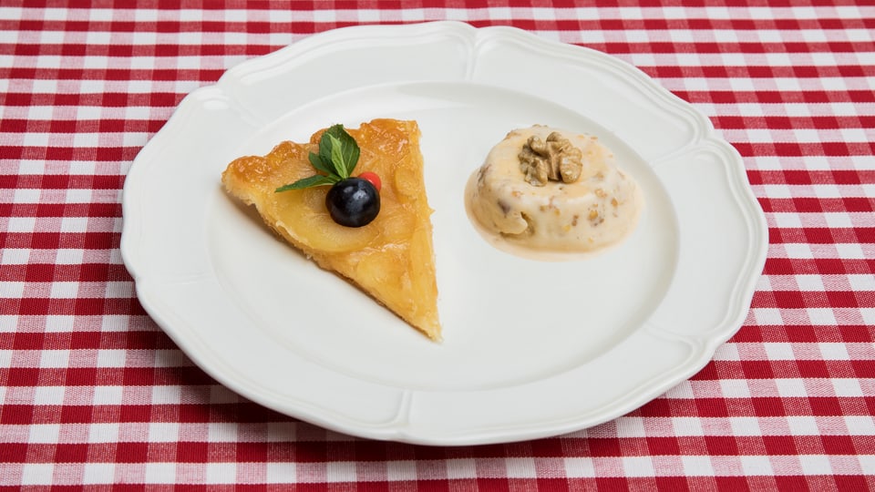 Rezepte Landfrauenküche 2017 - Tarte Tatin mit Baumnussglace und ...