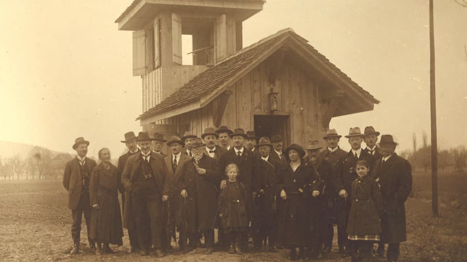 Historisches Foto der Gründung. 