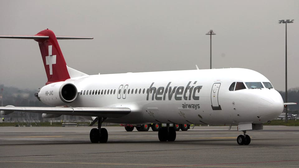 Maschine der Helvetic Airways