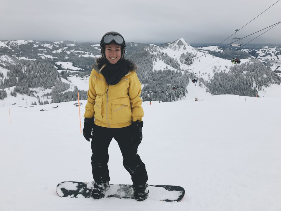 Anna auf dem Snowboard