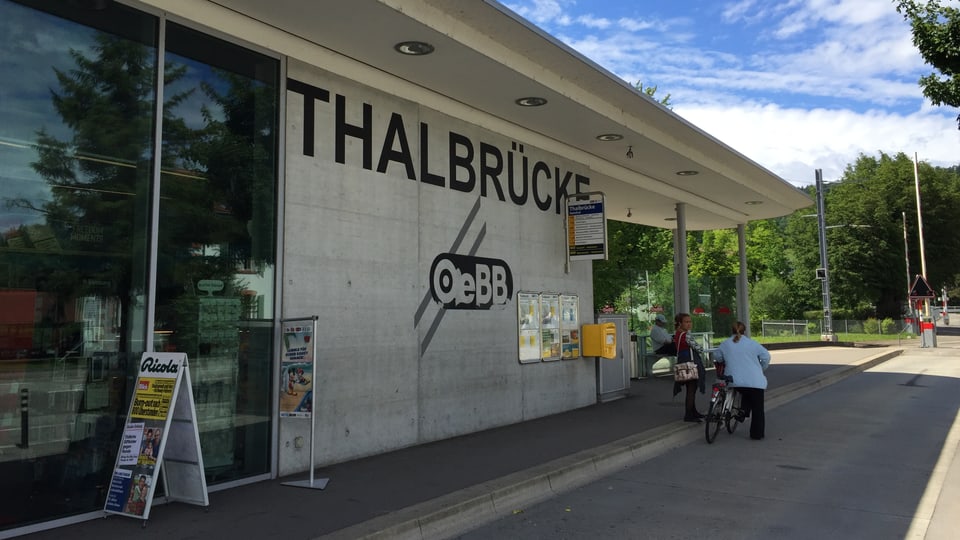 Bahnhof OeBB Thalbrücke in Balsthal