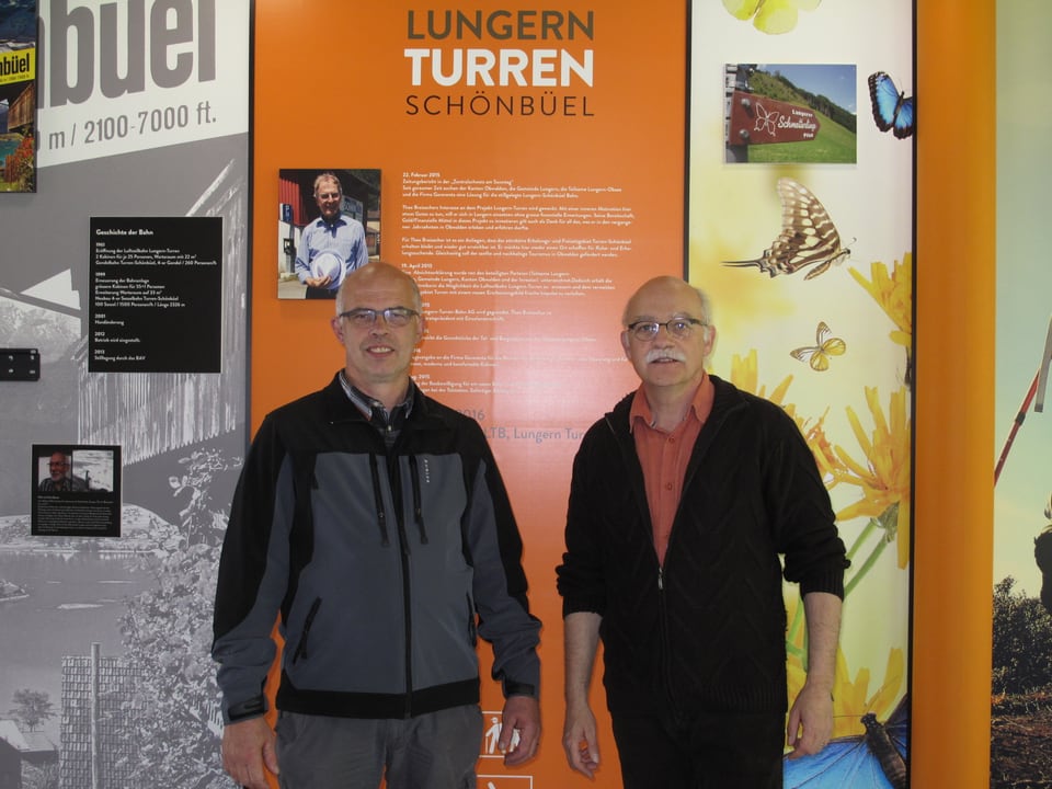 Josef Vogler, Gemeindepräsident von Lungern und Stephan Wagner, Geschäftsführer der Lungern-Turren-Bahn in der Talstation