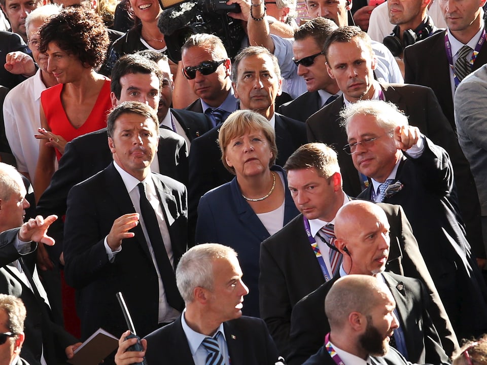 Italiens Premier Matteo Renzi mit der deutschen Kanzlerin Angela Merkel,