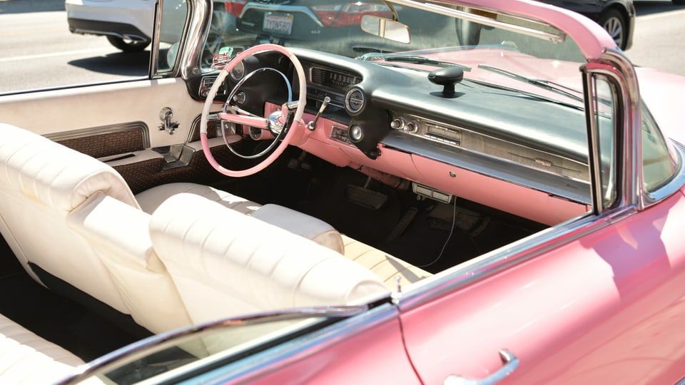 Ein Foto eines pinken Cadillacs in Los Angeles.