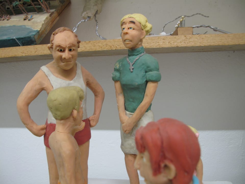 Knetfiguren in alltäglichen Szenen haben ebenso Platz wie.....