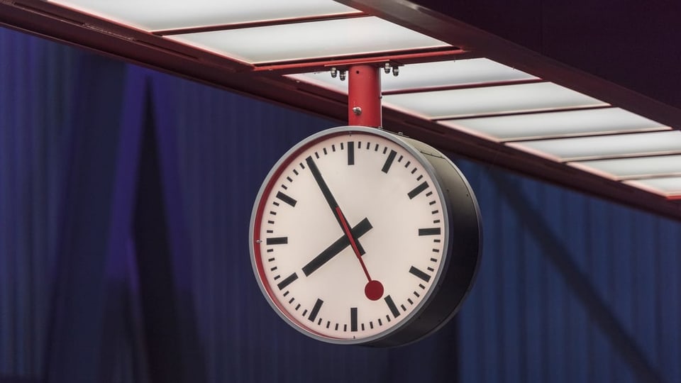 15-Minuten-Takt SBB Uhr.