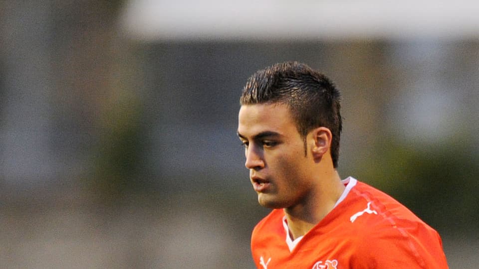 Der 20-jährige schweizerisch-serbische Doppelbürger steht seit 2012 bei Sampdoria unter Vertrag. Der Ex-Basler kam seither erst ein Mal zum Einsatz.