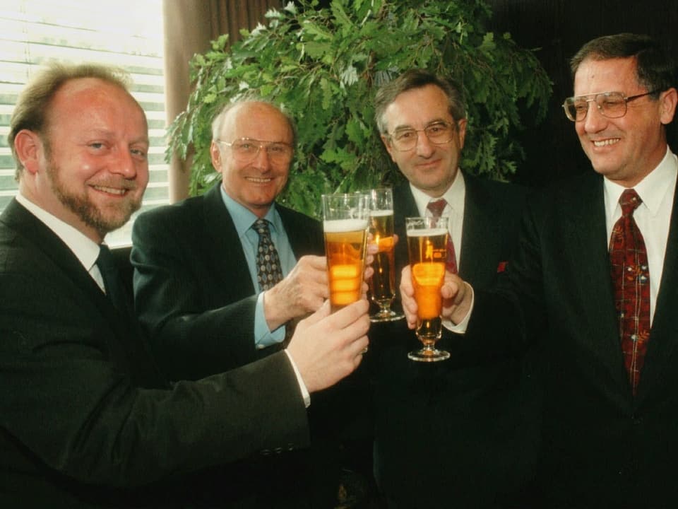 Dominique de Bumann 1997 als Stadtpräsident von Freiburg (vorne rechts).