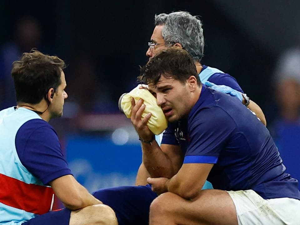 Comeback noch bei RugbyWM Dupont kehrt nach Operation ins Frankreich