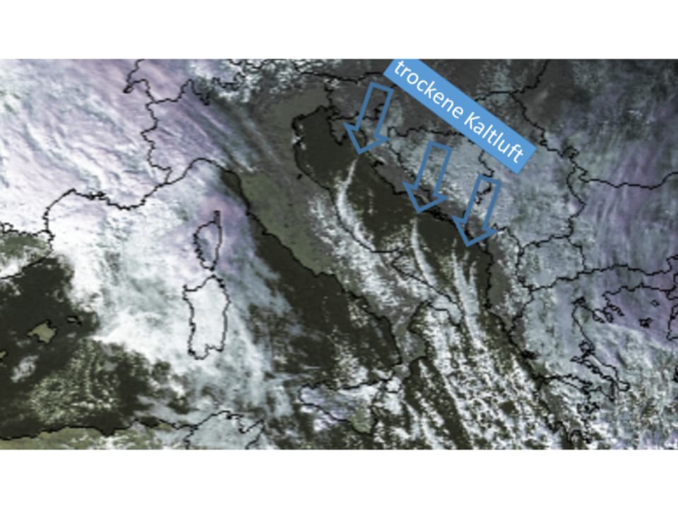 Perlschnurartige Quellwolken über der Adria durch den Lake Effect