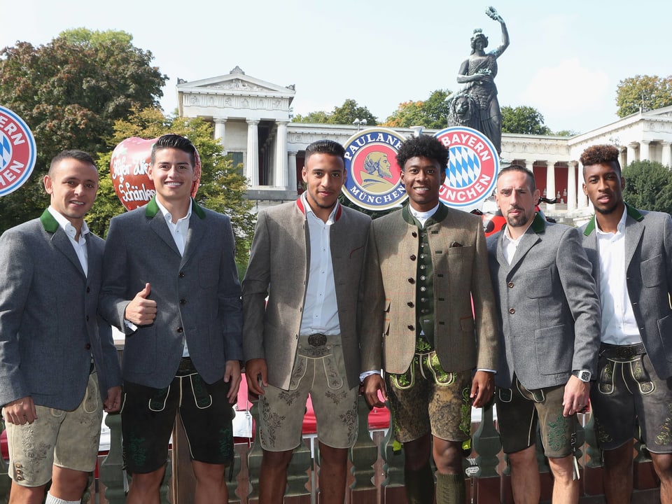 Bayern-Spieler am Oktoberfest