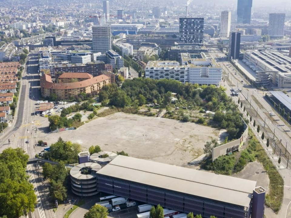 Blick auf die Brache des ehemaligen Hardturm-Stadions, aufgenommen am 20. September 2020.