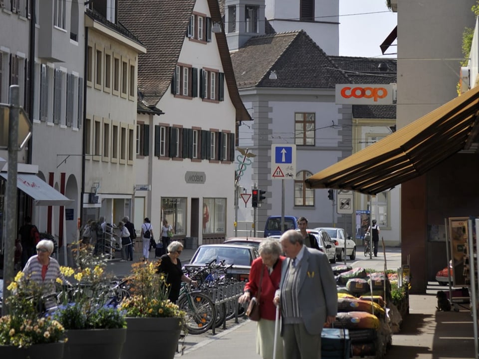 Hauptstrasse von Riehen.