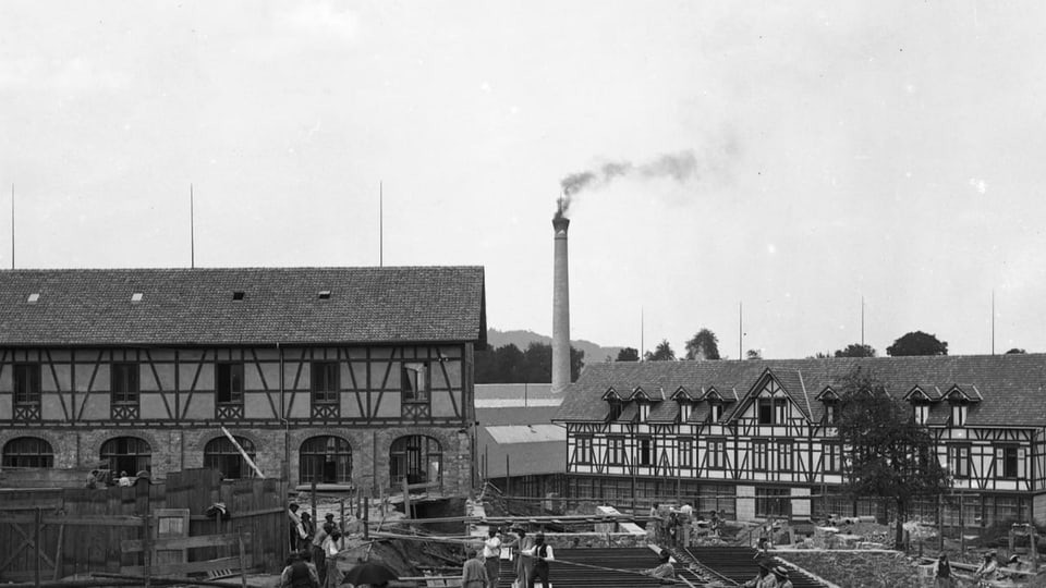 Schwarz-weiss Foto von ca. 1904: Baustelle