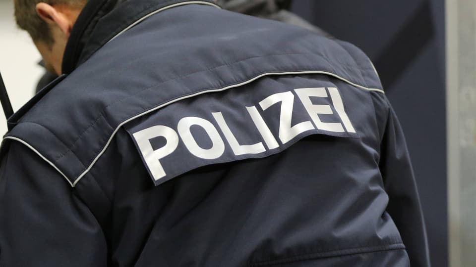 Reporter Franz Angermund: Frankfurter Polizisten unter Generalverdacht