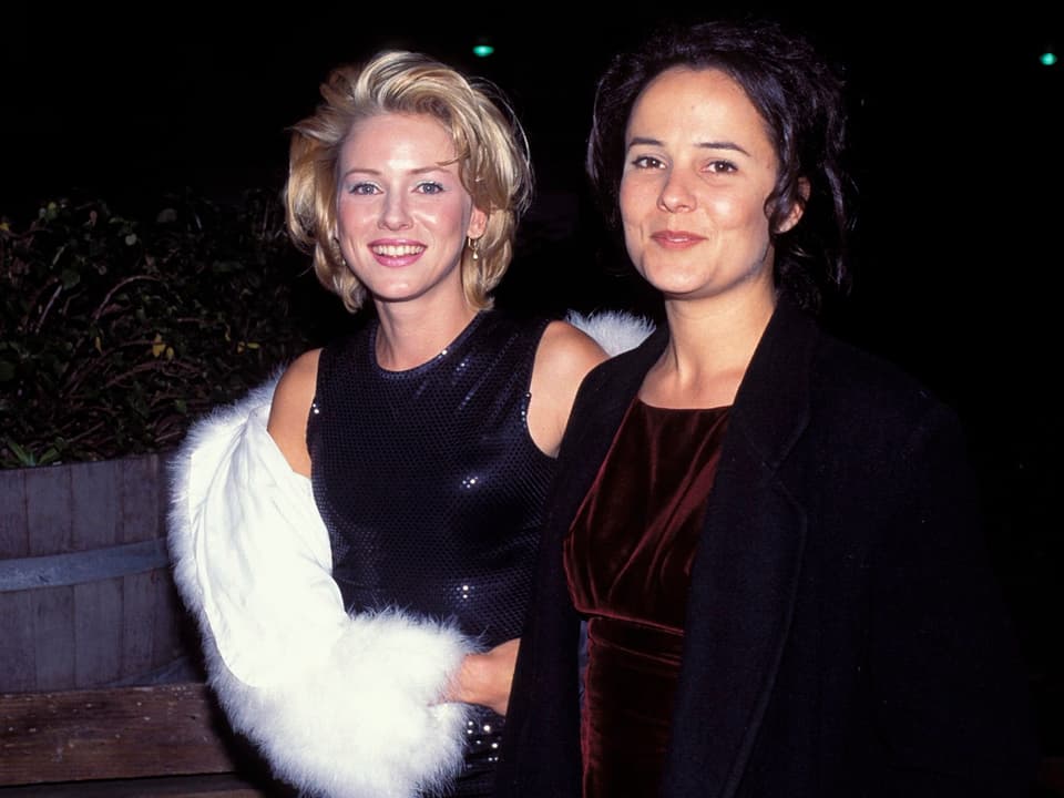 Naomi Watts und Rebecca Rigg bei der Premiere von Tank Girl 1995