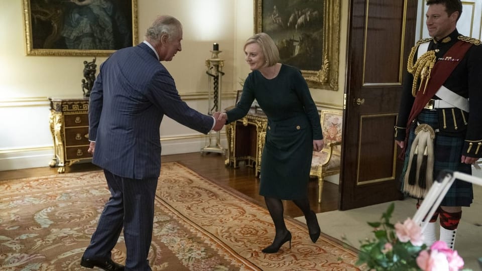 Charles III. trifft auf Liz Truss – und sagt: «Wieder da? Oh je, oh je»