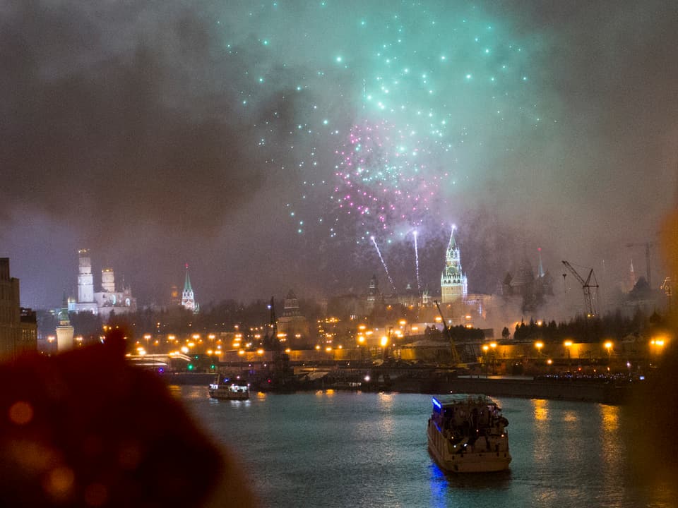 Feuerwerk über dem Kreml.