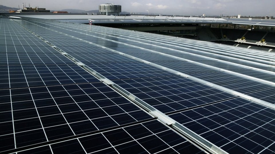 Solaranlage auf dem Stade de Suisse Wankdorf.