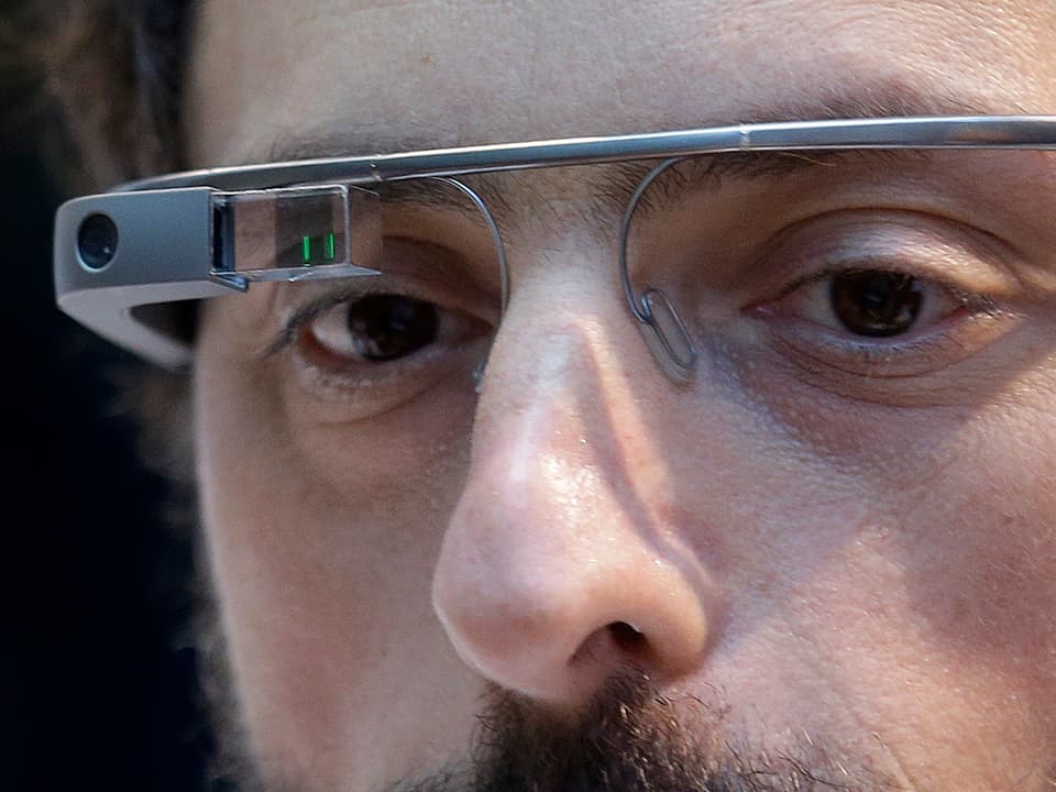 Google-Chef mit seiner Google-Glass