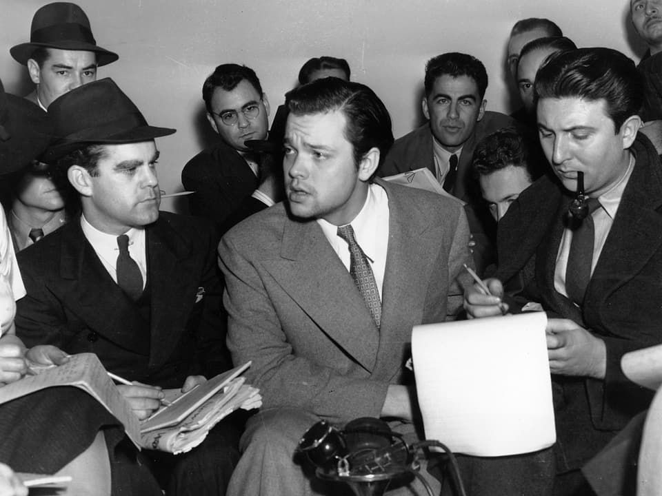 Orson Welles bei der Pressekonferenz nach «War of the Worlds»