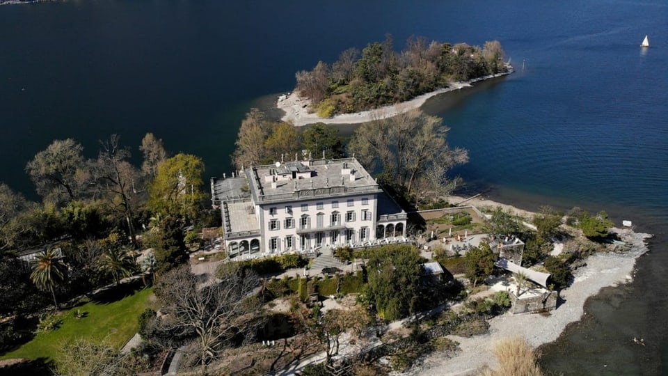 Bekannt als Ausflugsziel Brissago-Inseln von oben