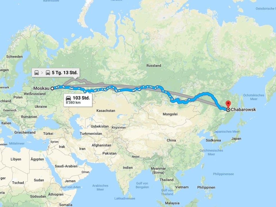 Karte von Russland mit der Reiseroute von Moskau nach Chabarowsk.