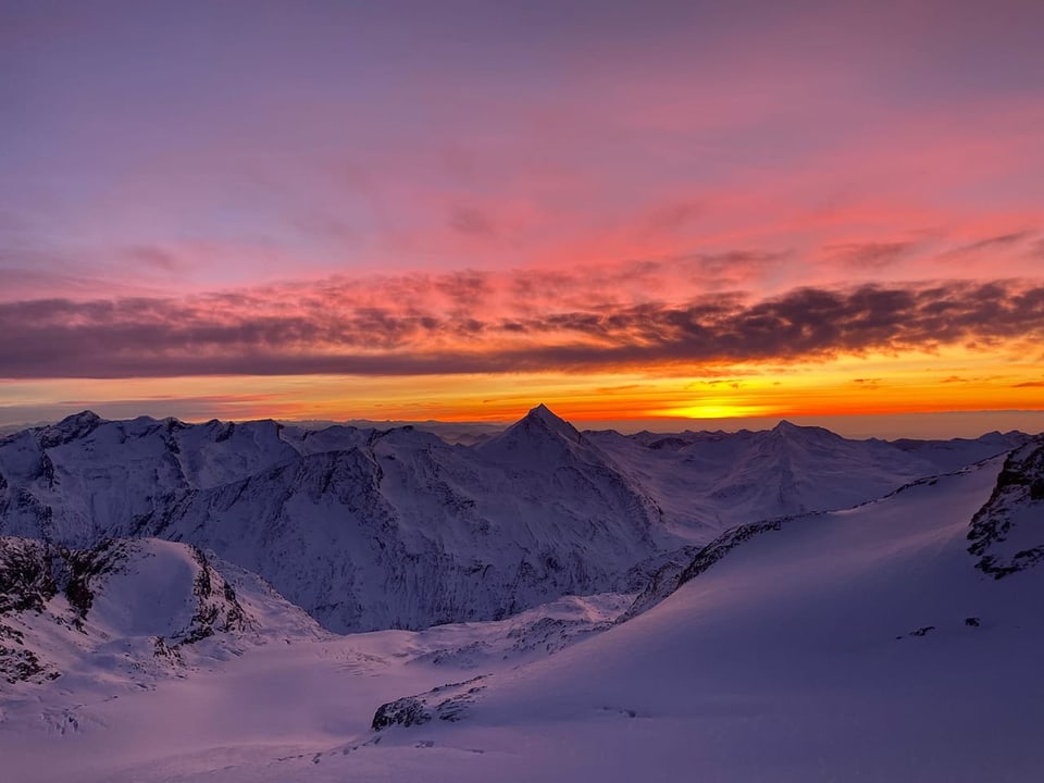 Mittelallalin Saas-Fee/VS Sonnenaufgang in Saas-Fee