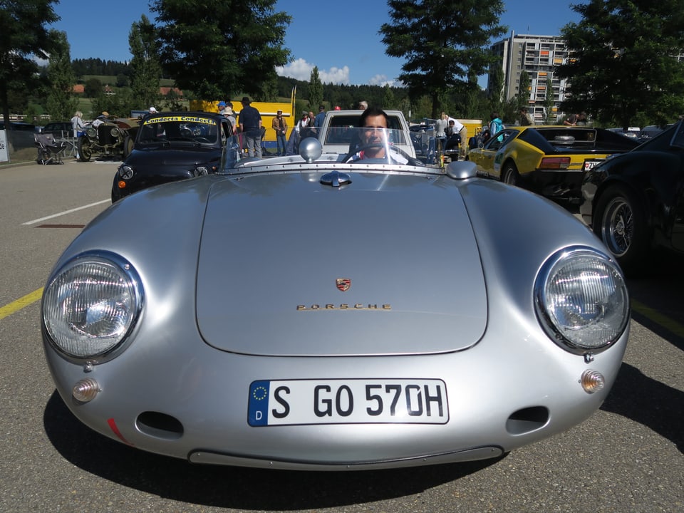 Neel Jani am Steuer des Porsche-Rennautos