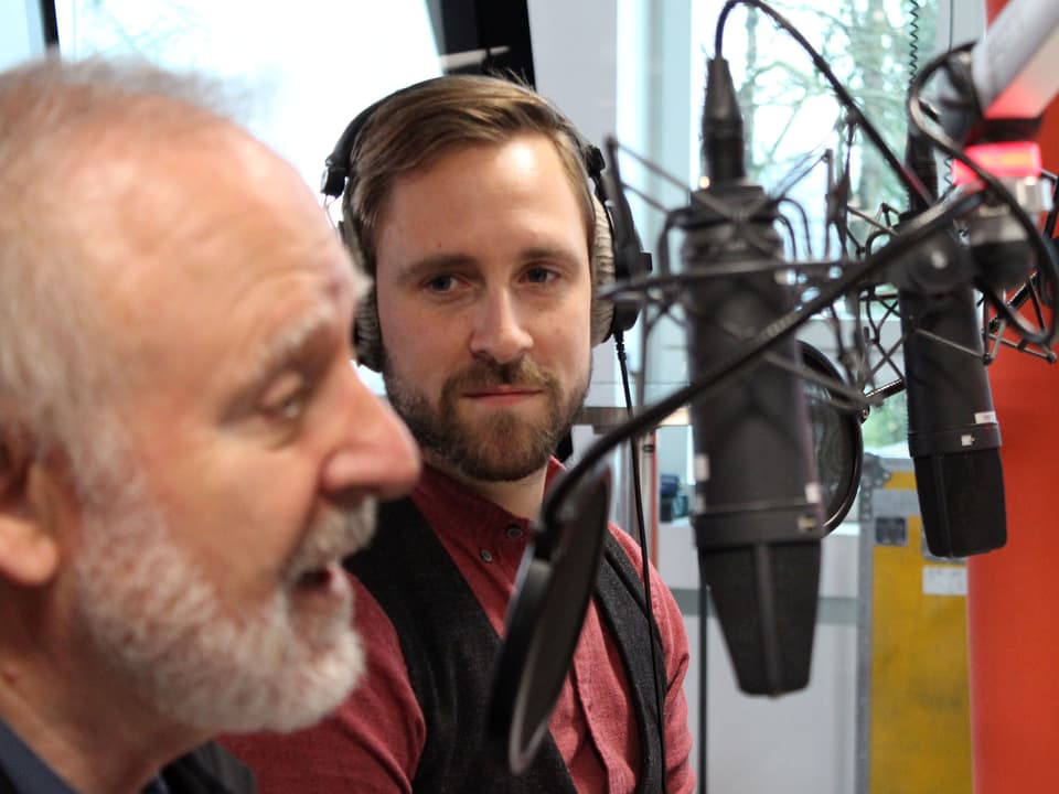 Peter Reber und Kunz im Radiostudio.