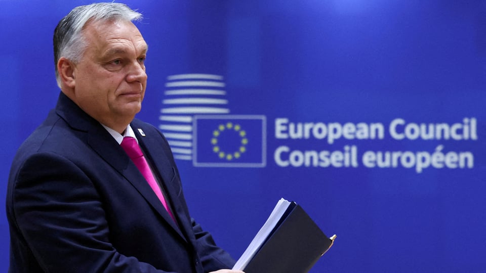 Ungarns Premierminister Viktor Orban nimmt am 14. Dezember 2023 an einem Gipfel der Europäischen Union in Brüssel teil.