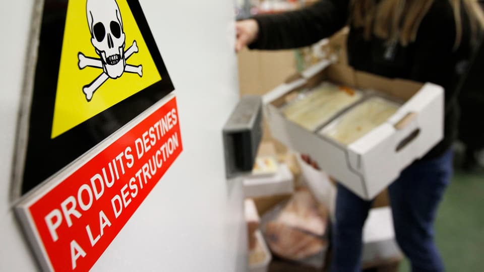 «Produkte zur Vernichtung» steht auf diesem Schild bei einem französischen Grosshändler in Villeneuve. 