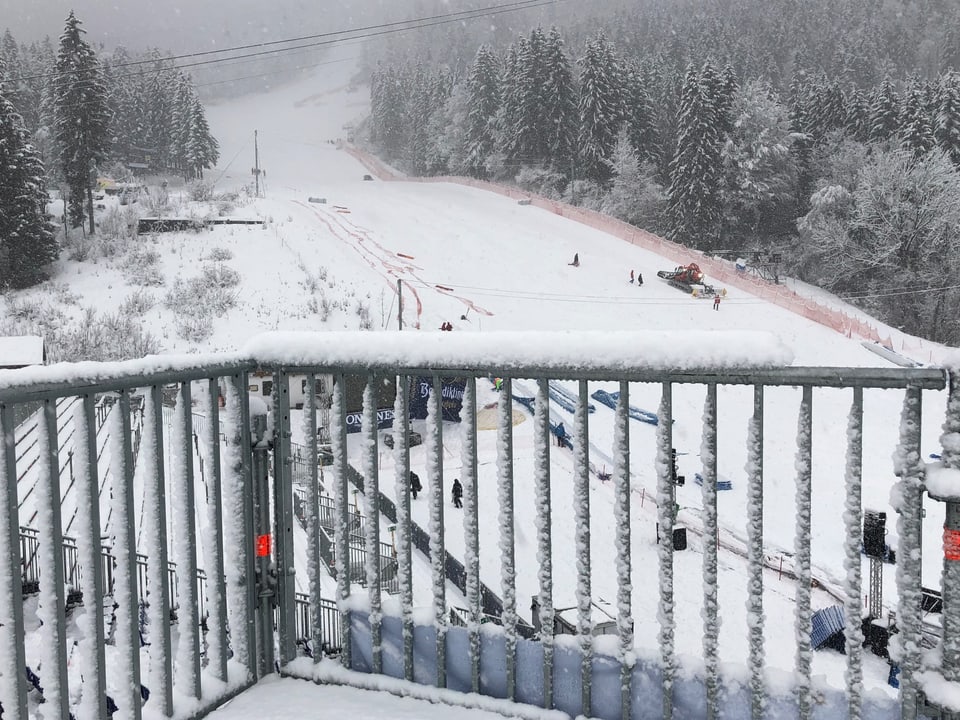Tiefer Winter herrscht in Garmisch-Partenkirchen.