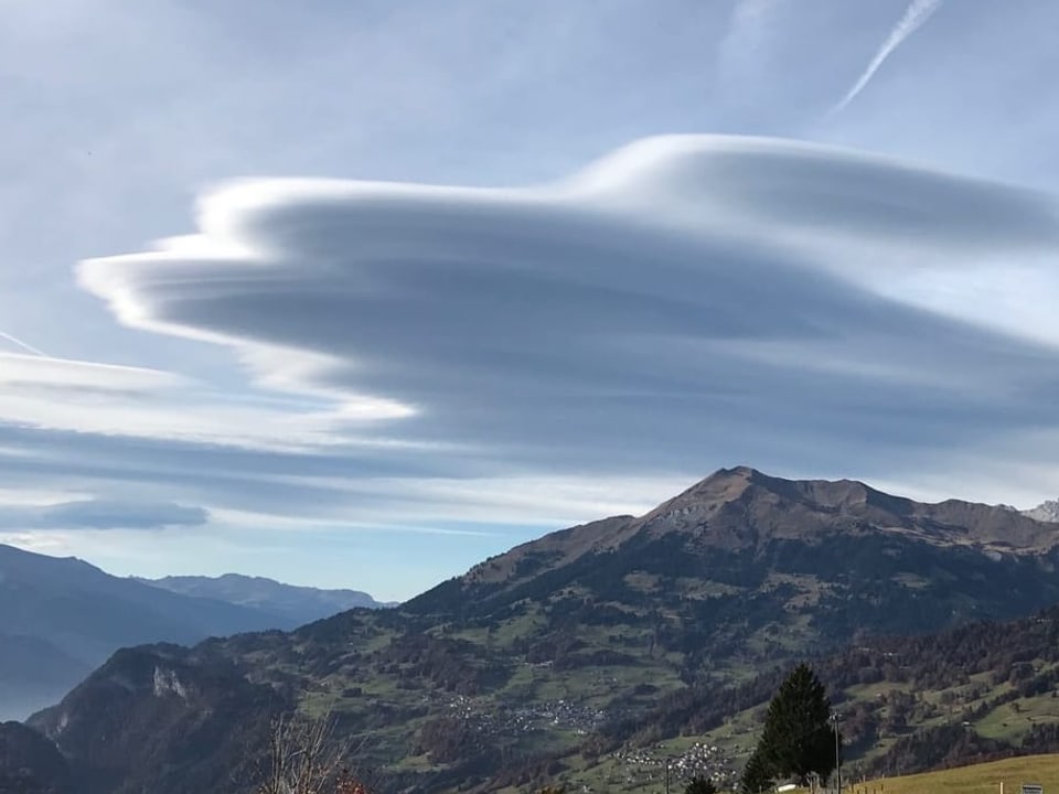 Wellenförmige Wolken