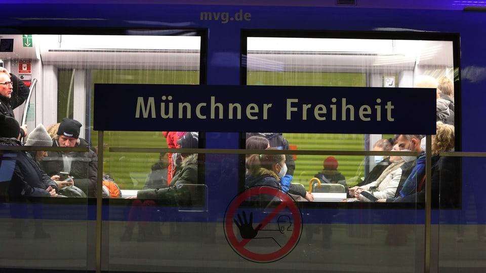 U-Bahn München an der Station «Münchner Freiheit»