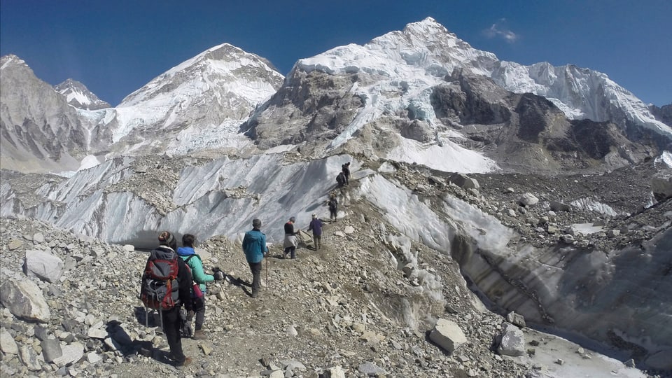 Wanderer im Mount-Everest-Gebiet