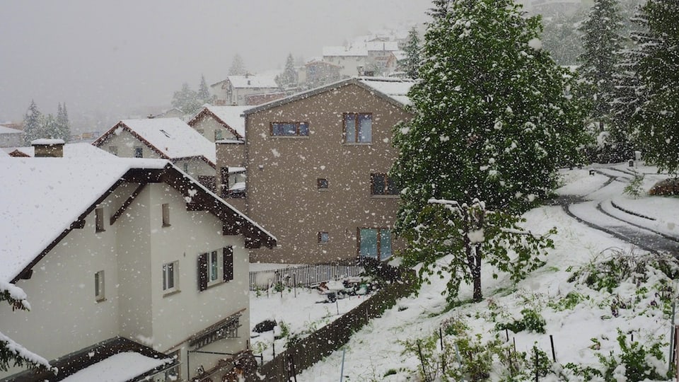 Am 20. Mai 2015 schneite es beispielsweise in Scuol auch ganz kräftig.