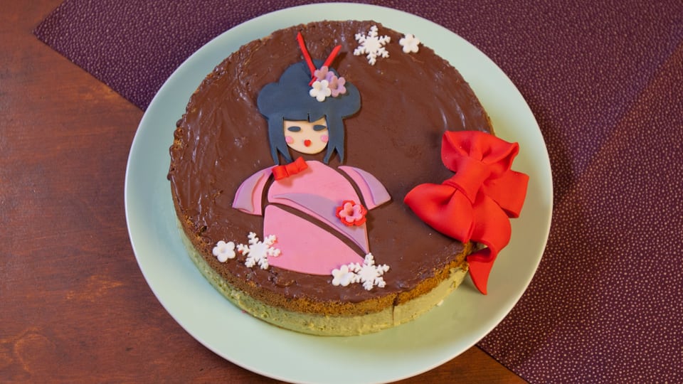 Zitronenquarktorte mit Matcha-Pulver