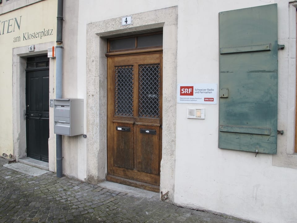 Eingang zum SRF-Studio in Solothurn