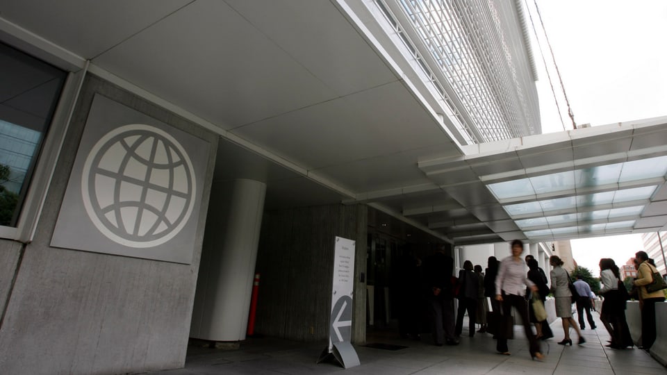Haupteingang in die Weltbank