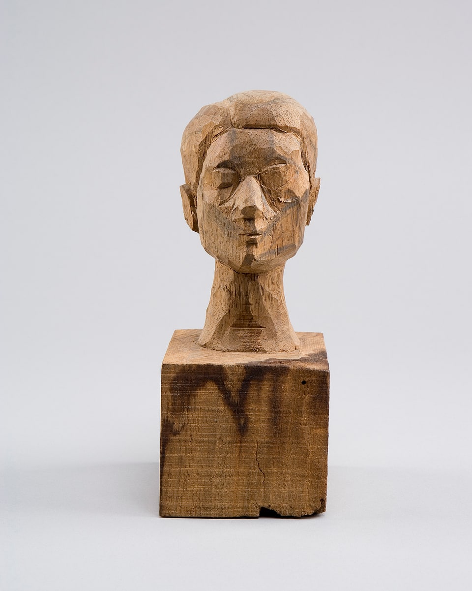 Alberto Giacometti: Tête de femme (Rita), 1935  Weiblicher Kopf (Rita),  Holz und Bleistift, 17,6 x 7 x 8,6 cm  Fondation Alberto et Annette Giacometti, Paris