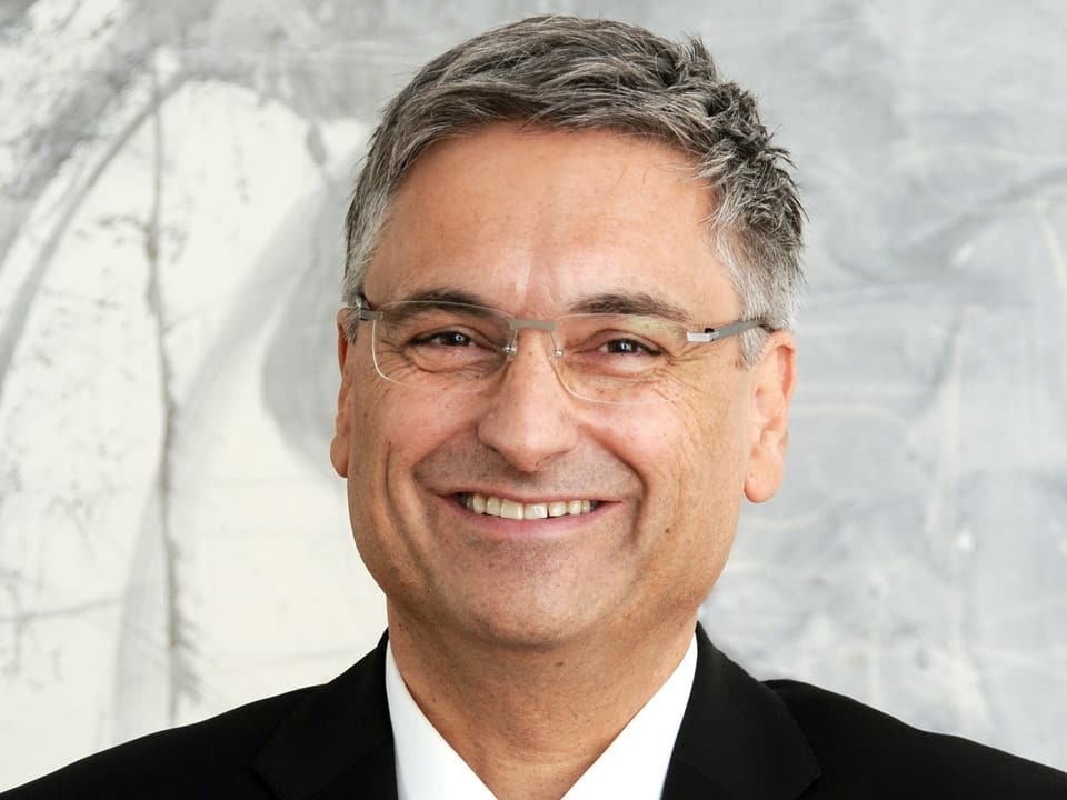 Portraitbild von Gesundheits- und Sozialdirektor Guido Graf, FDP.