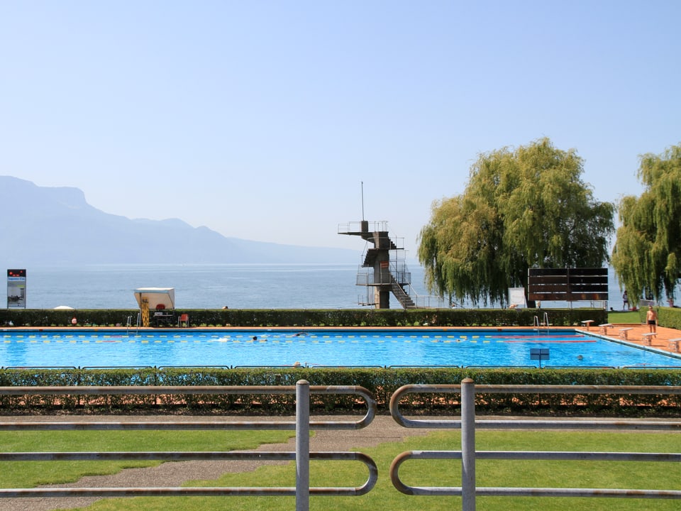 Schwimmbad Corseaux in Vevey (VD).