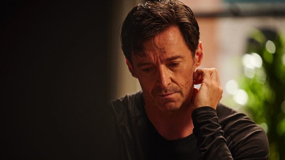 Hugh Jackman in einer Nahaufnahme als nachdenklicher Vater im Film.